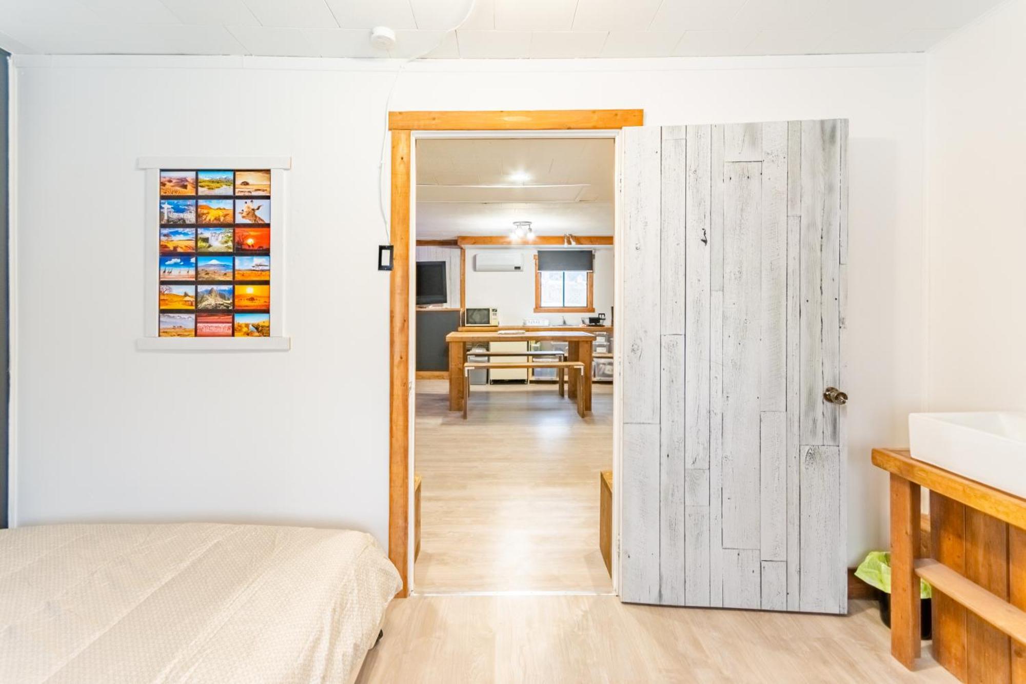 ลา ฮาลเต อินเตอร์เนชั่นแนล สมายล์คอนเนกต์ Bed & Breakfast ควิเบกซิตี้ ภายนอก รูปภาพ