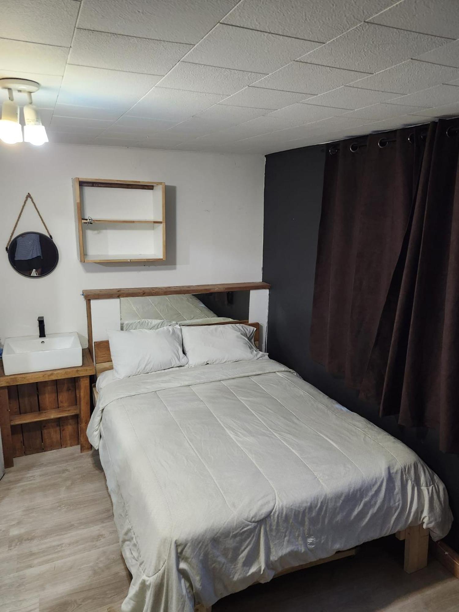 ลา ฮาลเต อินเตอร์เนชั่นแนล สมายล์คอนเนกต์ Bed & Breakfast ควิเบกซิตี้ ภายนอก รูปภาพ
